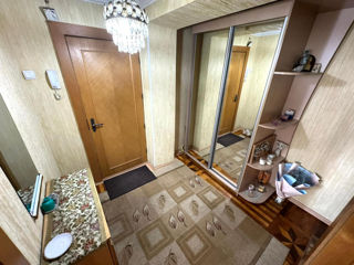 Apartament cu 2 camere, 54 m², Râșcani, Chișinău foto 2