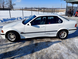 BMW 3 Series foto 4