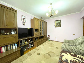 Apartament cu 2 camere, 55 m², Sculeni, Chișinău foto 4