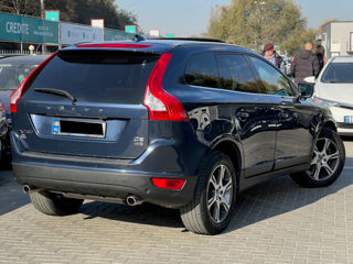 Volvo XC60 foto 3