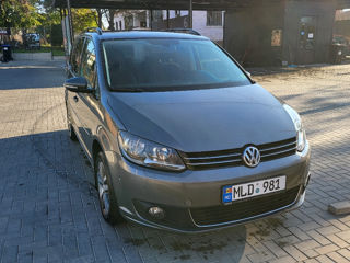 Volkswagen Touran foto 4