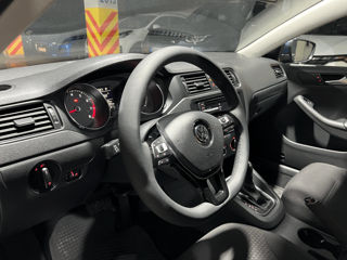 Volkswagen Jetta foto 10