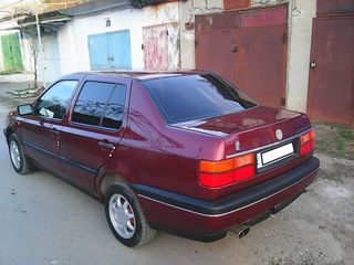 Volkswagen Vento foto 6