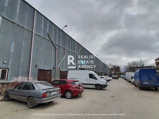 Spațiu industrial pe strada M.Sadoveanu foto 1