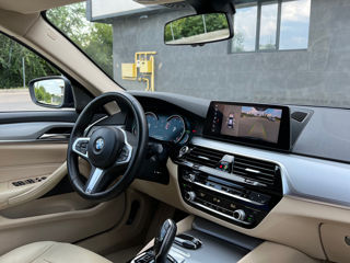 BMW 5 Series foto 12