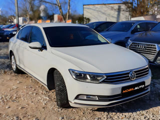 Volkswagen Passat foto 2