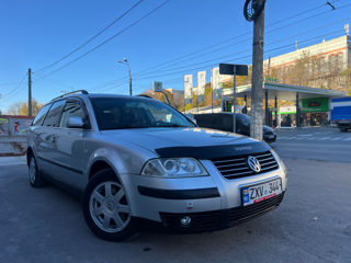 Volkswagen Passat foto 3