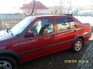 Volkswagen Vento foto 4