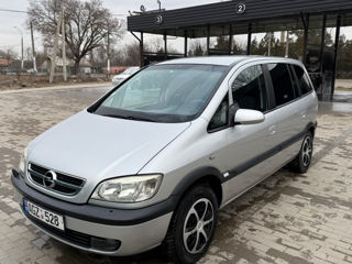 Opel Zafira foto 4