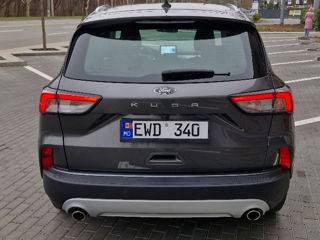 Ford Kuga foto 4