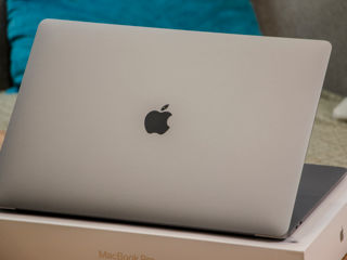 Macbook Pro 15 2019/ Core I7 9750H/ 32Gb Ram/ Radeon Pro 560X/ 500Gb SSD/ 15.4" Retina!! foto 11