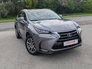 Lexus NX Series foto 1