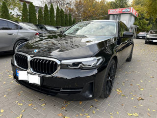 BMW 5 Series foto 2