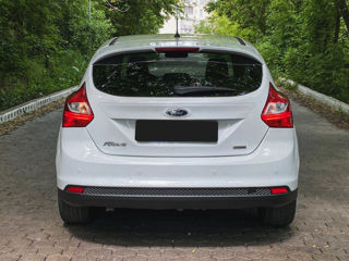 Ford Focus фото 6