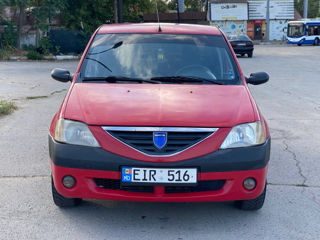 Dacia Logan foto 2