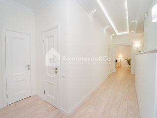 Apartament cu 3 camere, 104 m², Centru, Chișinău foto 19
