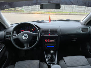 Volkswagen Golf foto 8