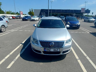 Volkswagen Passat foto 3