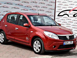 Dacia Sandero foto 1