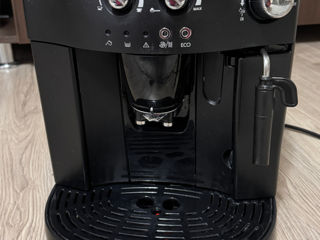 Aparat de cafea Delonghi Magnifica