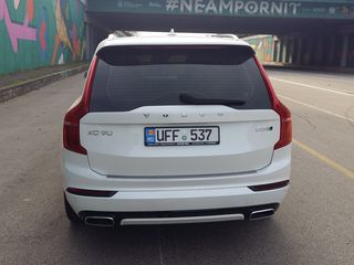 Volvo XC90 foto 2