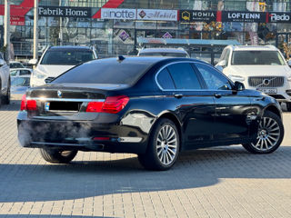 BMW 7 Series foto 4