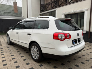 Volkswagen Passat foto 3