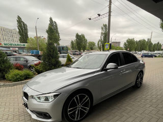 BMW 3 Series foto 8