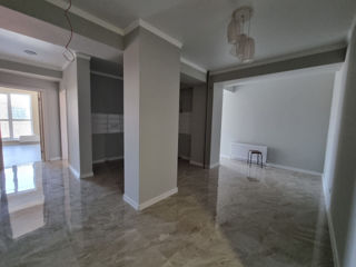 Apartament cu 2 camere, 70 m², Centru, Chișinău foto 5