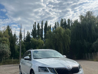 Skoda Octavia foto 2