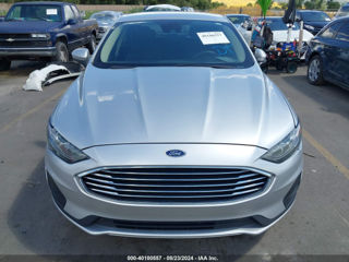 Ford Fusion foto 2