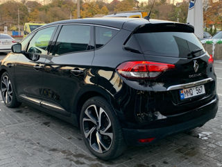 Renault Scenic foto 2