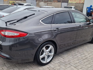 Ford Mondeo foto 3