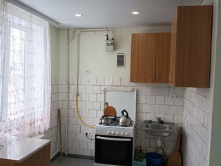 Apartament cu 2 camere, 44 m², Aeroport, Chișinău foto 2