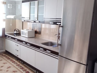 Apartament cu 1 cameră, 36 m², Botanica, Chișinău foto 2