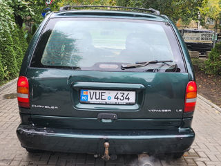 Chrysler Voyager foto 10