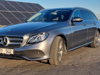 Mercedes E-Class foto 3