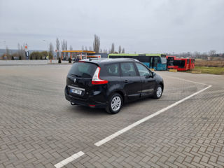 Renault Grand Scenic foto 3