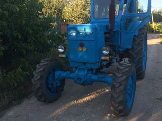 Tractor stare buna.  Skimb pe camion vw