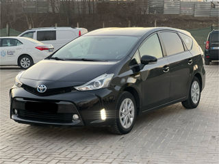 Toyota Prius + foto 2