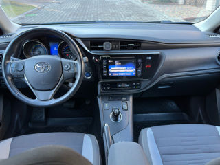 Toyota Auris foto 9