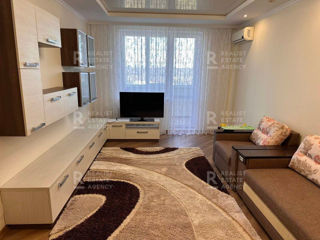 Apartament cu 2 camere, 90 m², Râșcani, Chișinău foto 2