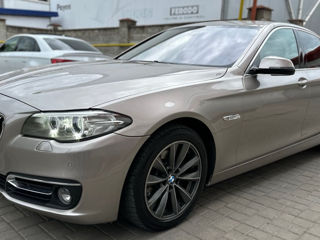 BMW 5 Series foto 1