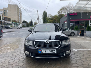 Skoda Superb foto 3