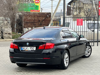 BMW 5 Series foto 4