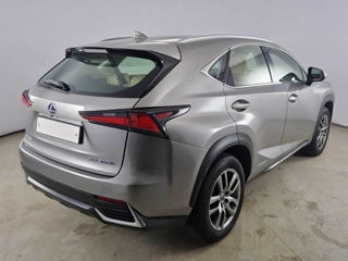 Lexus NX Series foto 3