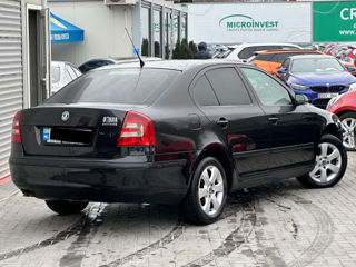 Skoda Octavia foto 3