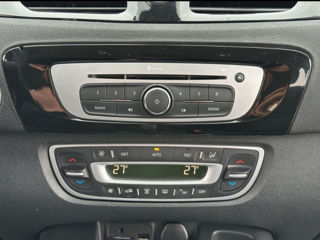 Renault Grand Scenic foto 8