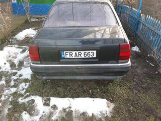 Opel Omega foto 2