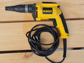 Makita Dewalt.